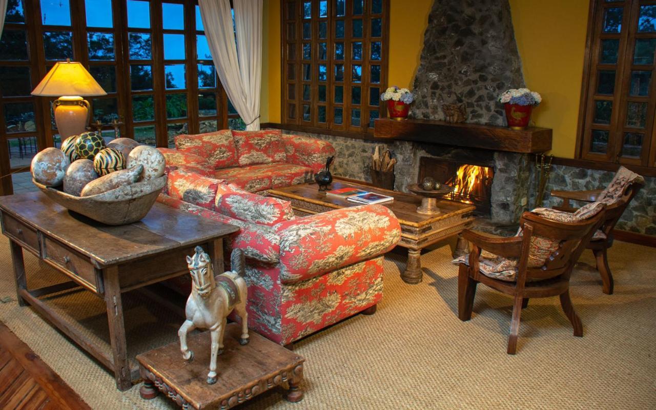 Las Mercedes Lodge 卡利 外观 照片